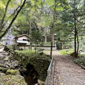 壇鏡の滝（壇鏡神社）