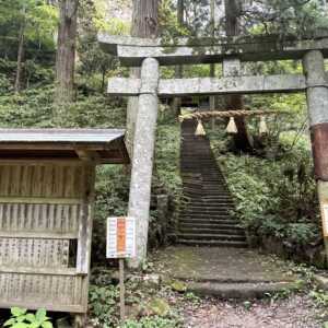 壇鏡の滝（壇鏡神社）