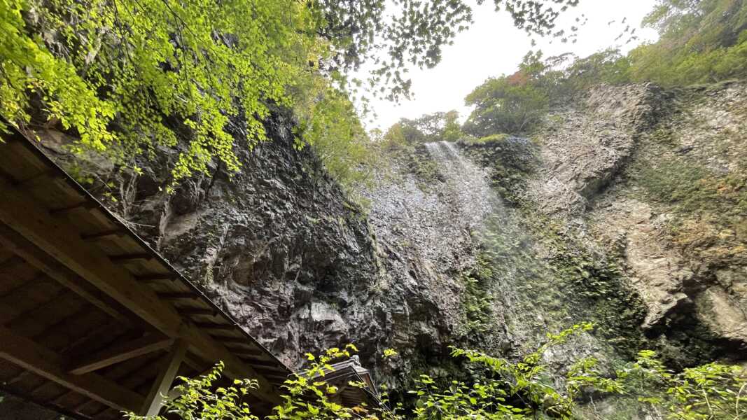 壇鏡の滝（壇鏡神社）