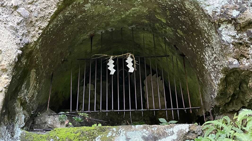 壇鏡の滝（壇鏡神社）