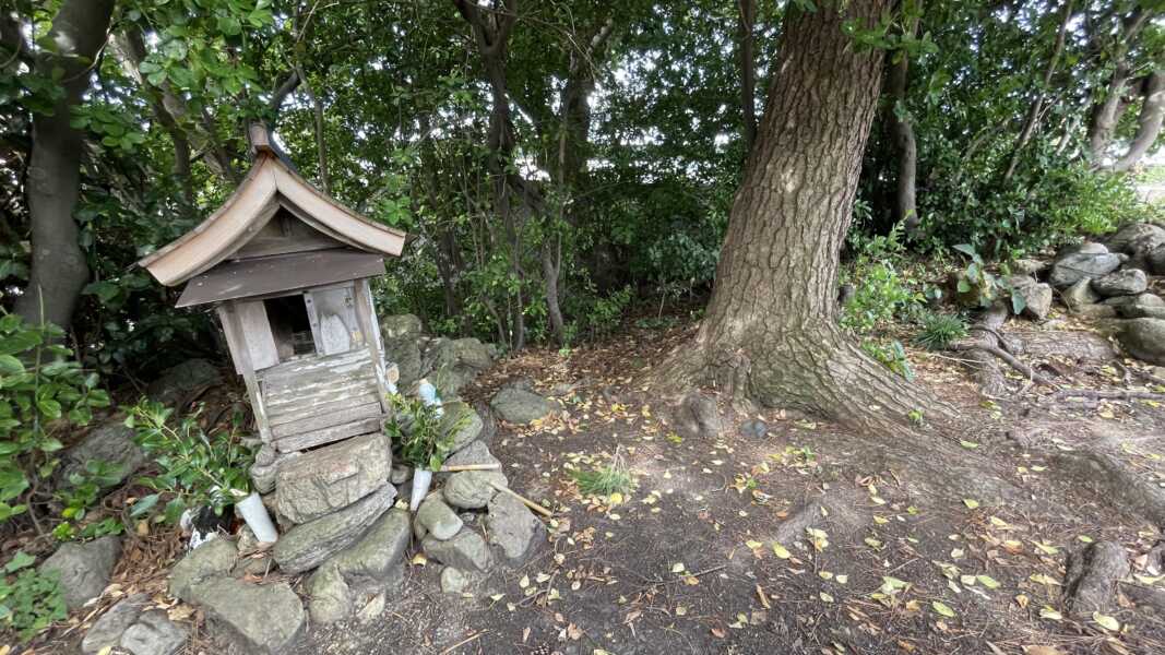 屋那の松原・舟小屋群