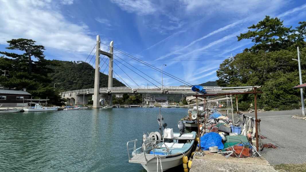 屋那の松原・舟小屋群