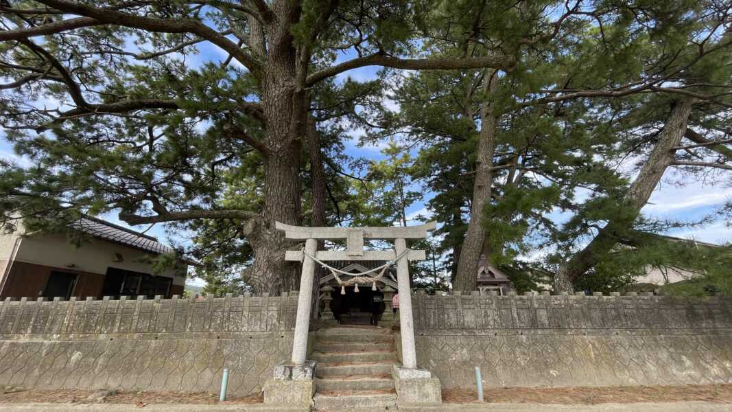 屋那の松原・舟小屋群