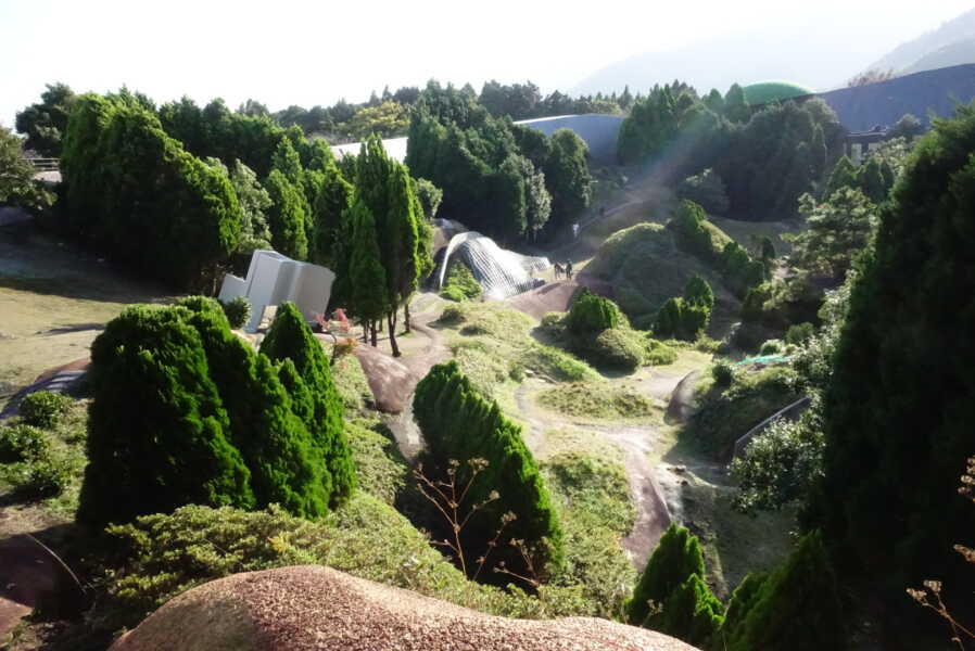 岐阜養老天命反転地