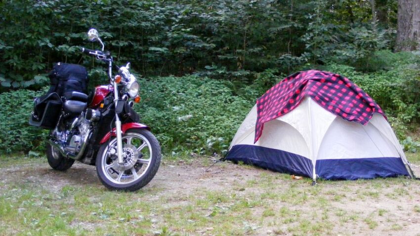 テントとバイク