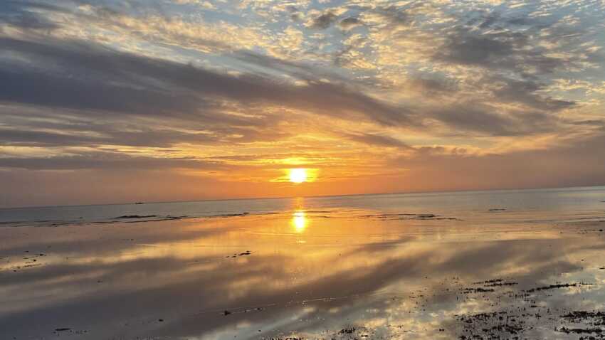 油井前の洲の夕日