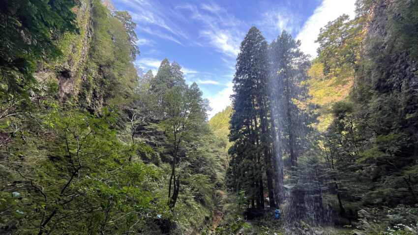 壇鏡の滝