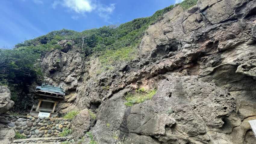 国賀神社の壁