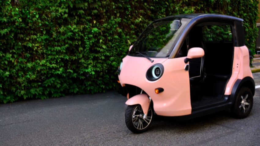 3輪バイク EVジェネシス3RUOTA